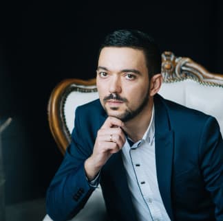 Денис Мережников